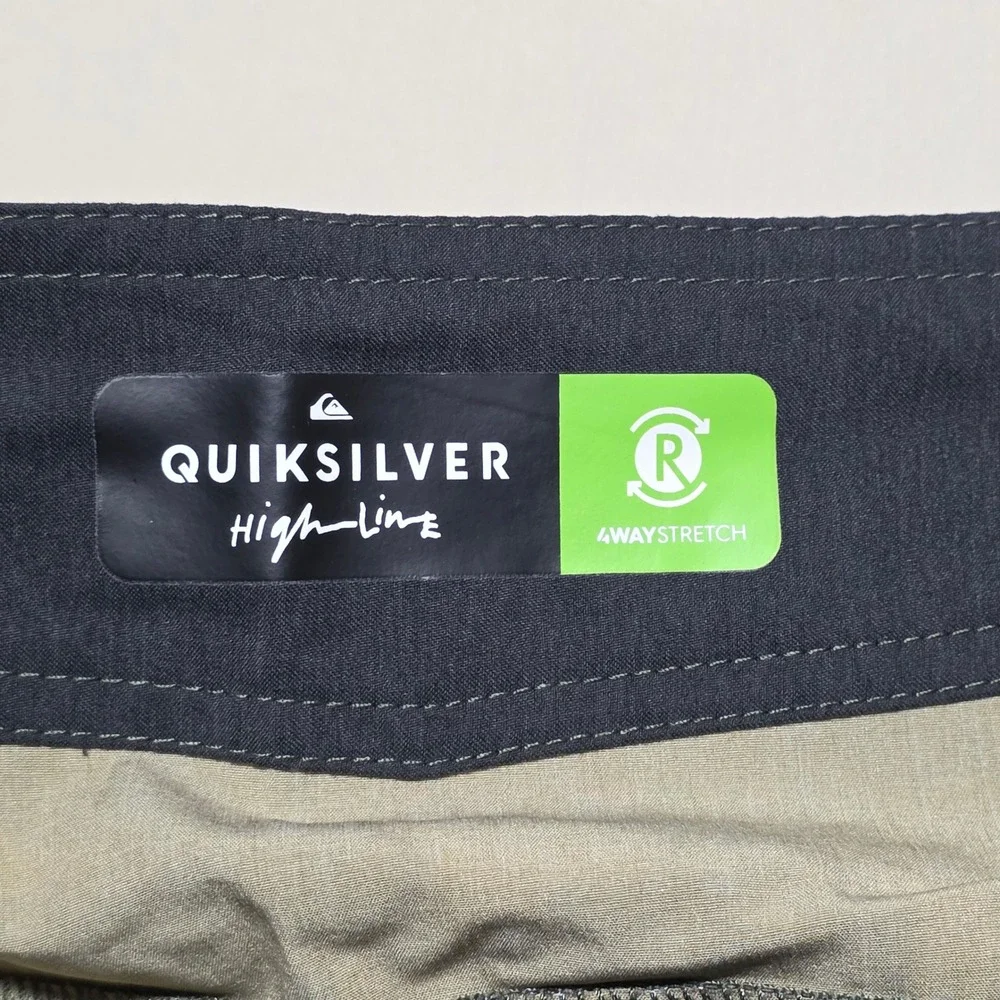 Quiksilver Highline Mens 32 Board Shorts 4-Way Stretch Camouflage Trunks